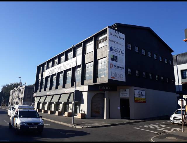 655M² SHOWROOM RENTED IN ZONNEBLOEM